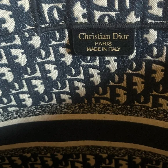 Blue and White Tote Bag - Picture 4 of 8